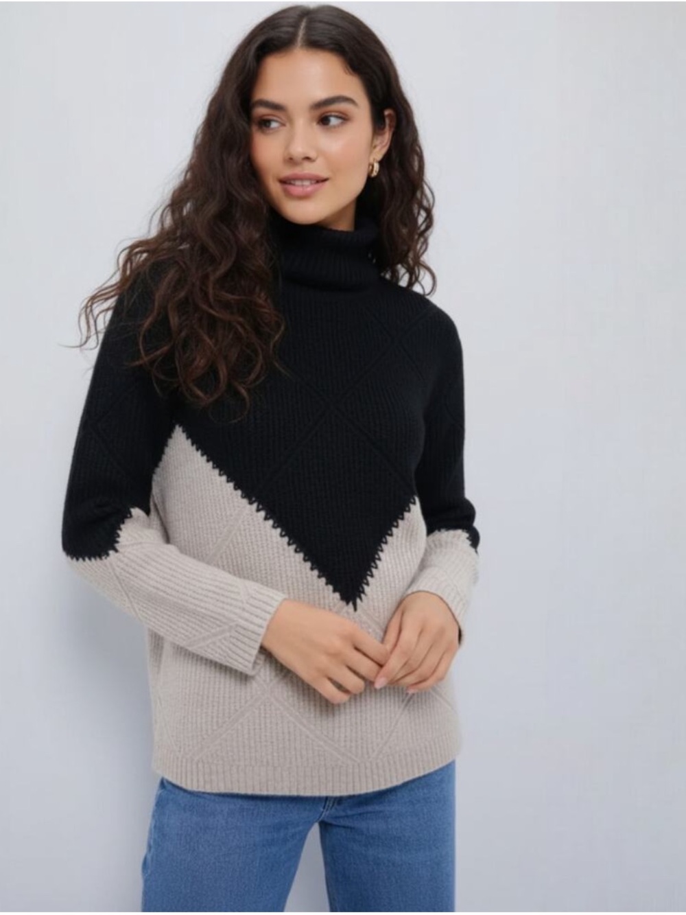 Tuckernuck Hyacinth House Black & Tan Diamond Demi Turtleneck